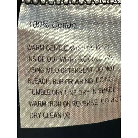 “She is brave” it’s not OK projects black short sleeve shirt size XL (8381) - Picture 5 of 6